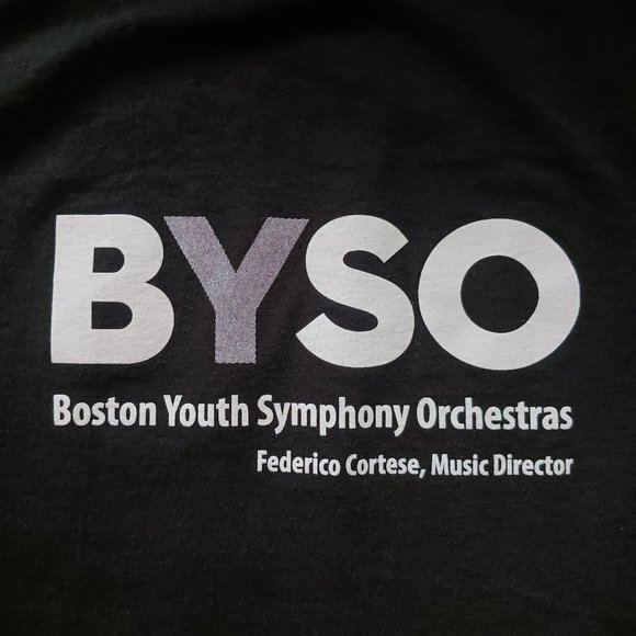 T Shirt Boston Youth Symphony Orchestra 10 Years of Opera Size M/L Medium/Large - Picture 1 of 5